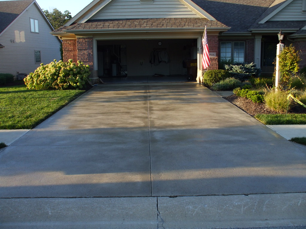 this is a picture of San Jose concrete driveway resurfacing